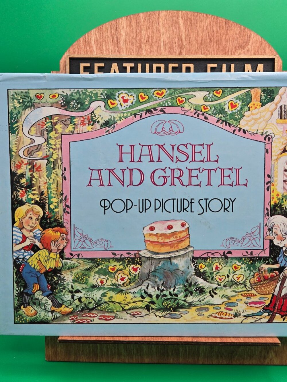 HANSEL AND GRETEL Pop-Up Story Book - England - 1992